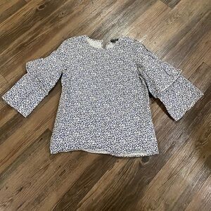Adorable Blue Floral J Crew Mercantile Blouse w/ Bell Sleeves